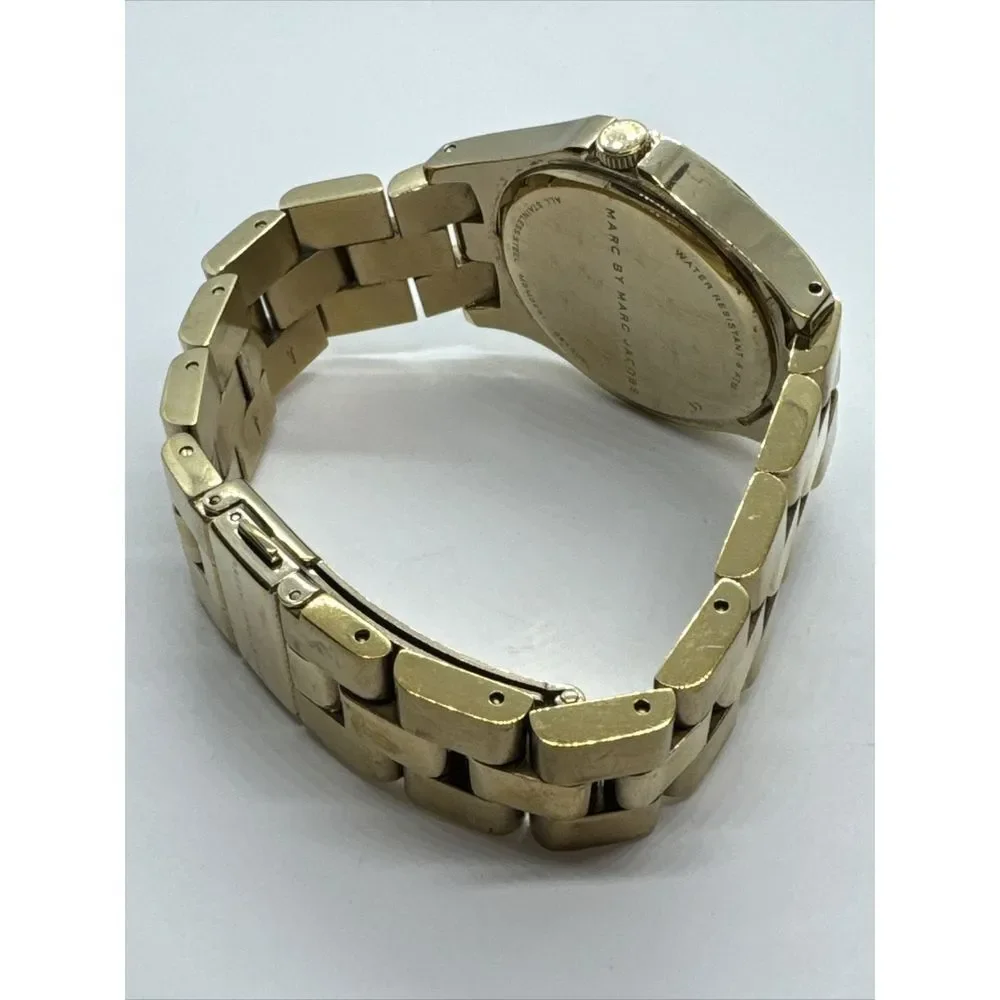 Marc Jacobs MBM3231 Womens Stainless Steel Analog Dial Quartz Wrist Watch JNA725